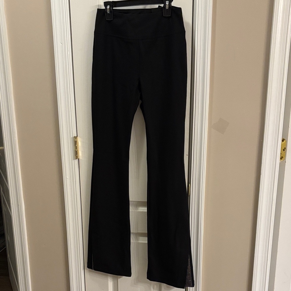 NWT White House, black market flared leggings size extra small